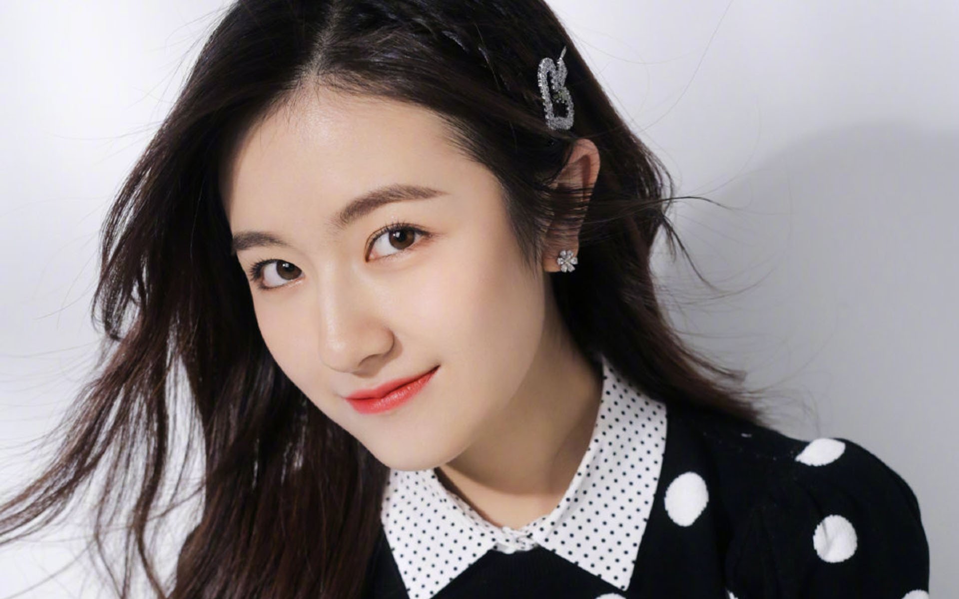 新一代电竞装备面市,助力玩家迈向巅峰,中国电竞的新一代