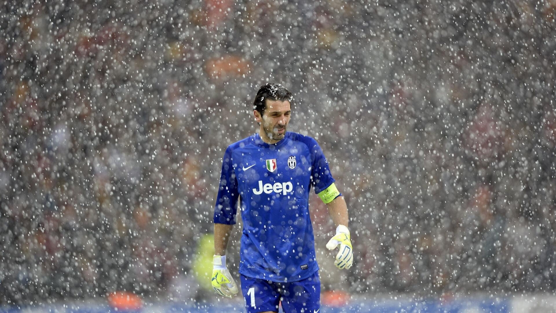 开云平台-约翰·恩多耶-布鲁阿尔决赛表现超出预期，约翰布莱恩